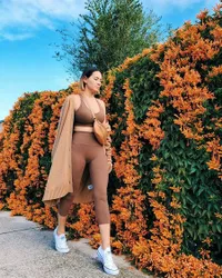 Lama Vakum, Intip 6 Potret Terbaru Chantal Della Concetta yang Tetap Cantik di Usia 41 Tahun - Makin Segar dengan Rambut Pendek
