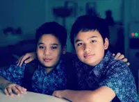 Lanjutkan Studi di Kanada, Ini 8 Potret Transformasi Omar Anak Cindy Fatika Sari yang Berkebutuhan Khusus - Sukses Gelar Pameran Tunggal