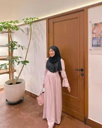 Larissa Chou Umumkan Punya Pacar Baru, Sudah Dikenalin ke Anak - Banjir Dukungan Netizen