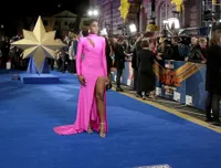 Lashana Lynch, Aktris Kulit Hitam Ini Bakal Jadi The Next 007?