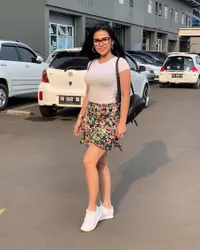 FOTO Lia Callia, Pedangdut Cantik yang Berseteru Sama Cupi Cupita