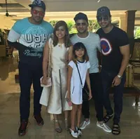 Liburan di Bali, Shaheer Sheikh Sempat 'Jumpa Fans' Dadakan