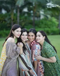 Liburan ke Bali, 10 Potret Para Wanita Cantik di Keluarga Raffi Ahmad - Pancarkan Aura Positif