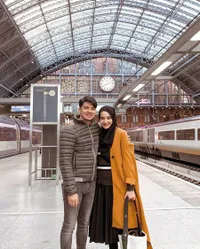 Liburan ke Eropa, Zaskia Sungkar - Irwansyah Ketemu Cimol