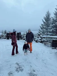 Liburan Seru Jessica Mila Bersama Keluarga, Nikmati Salju Hingga Main Ski