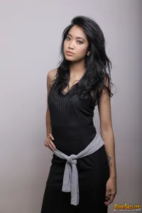 Lirik-Lirik Manja, Widy Vierratale Yang Kini Makin Seksi Abis