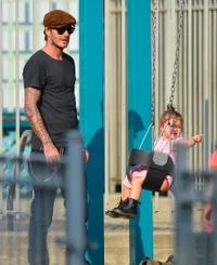Lucunya Harper Seven Beckham Saat Main Bareng Papa Ganteng
