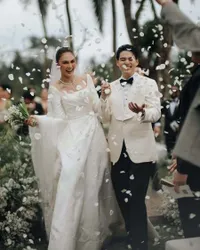 Luna Maya Sempat Pasrah Kalau Gak Menikah Selamanya, Ikhlas Justru Membawa Maxime Padanya