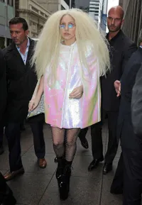 Lady Gaga Lagi-Lagi Tampil Mengerikan