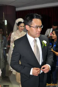 Laura Basuki - Leo Sandjaya Menikah di Gereja Reformed Injili