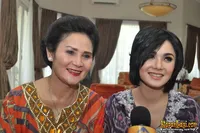 Lebaran Yuni Shara dan Krisdayanti