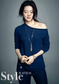 Lee Young Pemeran Jang Geum Ae Sosok Wanita Dewasa Korea