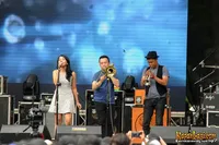 Magisnya Mocca - Maliq and D Essentials Warnai 'Hai Day 2015'