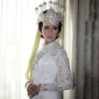 Make-up Cantik Raya Kitty di Akad - Resepsi Pernikahan, Stunning!