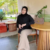 Makin Bahagia, Potret Ririe Fairus yang Dipuji Tegar Usai Diselingkuhi - Sempat Spill Pernikahan Ayus dan Nissa Sabyan