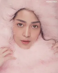 Makin Cantik & Kurus, Gracia Indri Photoshoot Bareng Rio Motret