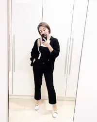 Makin Cantik dengan Rambut Pendek, 10 Potret Dhena Devanka yang Disorot Usai Eks Suaminya Go Public: Semoga Langgeng