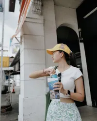 Makin Dekat dengan Camer, 10 Potret Sarah Menzel Ikut Anang dan Ashanty Liburan Naik Kapal Pesiar Mewah - Panas-panasan Bareng Azriel Hermansyah di Malaysia