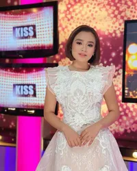 Makin Fresh dan Cantik! 8 Potret Terbaru Aulia DA yang Kini Berambut Pendek - Sempat Bersumpah Tidak Ubah Gaya Rambut