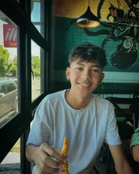 Makin Ganteng Eksotis, Potret Terbaru Jason Anak Nana Mirdad & Andrew White yang Kian Beranjak Remaja