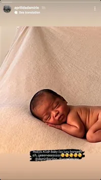 Makin Ganteng Menggemaskan, 8 Potret Newborn Photoshoot Baby Izz Anak Nikita Willy