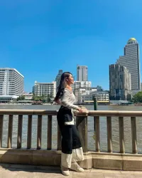 Makin Mirip Reza Artamevia yang Georgeous Sampai Tua, 8 Potret Cantik Aaliyah Massaid Pamer Pesona dan Body Goals di Bangkok