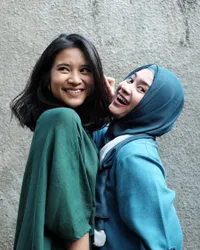 Manggung Bareng, Begini Aksi Ikke Nurjanah dan Anak Yang Kompak