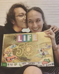Manisnya, 5 Seleb Ini Dapat Kado Unik dari Pasangan di Hari Ulang Tahun: Ada yang Dapat Raket Tennis - Jemuran Handuk