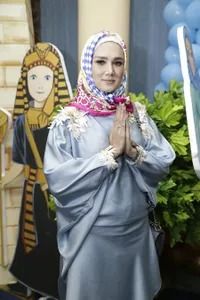 Mantap Berhijab, Pesona Mulan Jameela Semakin Cantik dan Anggun!