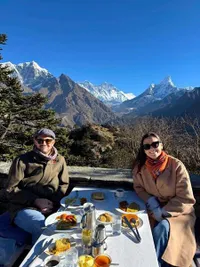 Marissa Nasution Rayakan Anniversary, Nikmati View Gunung Tertinggi Dunia