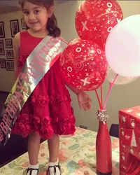 Masih 4 Tahun, Putri Imut Lara Dutta Sudah Bergaya Bak Sosialita