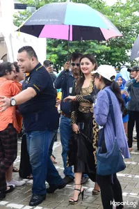 Masih Berseteru, Rashami Desai & Nandish Sandhu Tak Mau Sebelahan