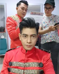 Masih Betah Single di Usia 40 Tahun, Ini 10 Potret Terbaru Veri AFI yang Makin Ganteng dan Awet Muda - Wajah Tirusnya Disorot 