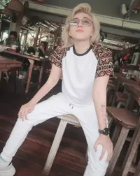 Masih Ingat Dengan Dera Jebolan Indonesian Idol? Seperti Ini Potret Terkininya yang Jadi Politisi