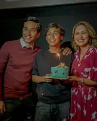 Masuk Usia Remaja, 7 Potret Diego Anak Kedua Darius Sinathrya dan Donna Agnesia yang Kini Genap 13 Tahun - Wajah Gantengnya Saingi Sang Ayah