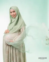 Maternity Shoot 9 Bulan Oki Setiana Dewi, Anaknya Diduga Cowok