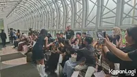 Melly Lee dan Tasya DA7 Hebohkan Audisi DA 8 Jakarta, Ajak Peserta Catwalk Hingga Goyang Kicau Mania