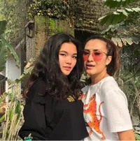 Memesona, Ini 8 Putri Pedangdut yang Cantiknya Gak Kalah Dengan Ibunya