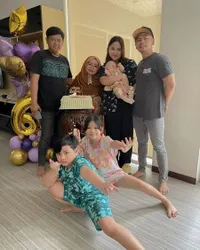 Menginjak Kepala Tiga, Begini Cantiknya Ayu Natasya Istri Wendy Cagur yang Jarang Tersorot Kamera – Auranya Semakin Terpancar Saat Punya Baby Baru