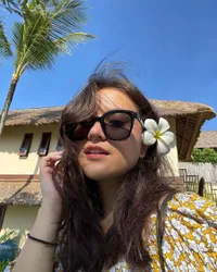 Menuju Usia 26 Tahun, 8 Potret Cantik Marsha Aruan Bak ABG Saat Liburan ke Bali