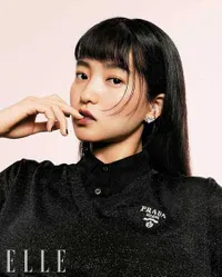 Menyuguhkan Visual yang Mewah dan Artsy, Beginilah Potret Kim Taeri di Dalam Pemotretan Bersama Elle Korea!