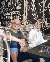 Meski Dimadu Selama 11 Tahun, Ini Potret Myrna Yuanita Istri Pertama Dik Doank yang Sudah 30 Tahun Menikah - Harmonis Sampai Sekarang