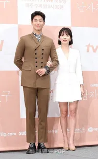 Meski Pendek, 10 Seleb Cantik Korea Ini Begitu Populer dan Sangat Dicintai Fans: Song Hye Kyo - Taeyeon Girls Generation!