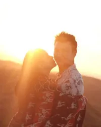 Mesranya Christian Sugiono dan Titi Kamal Liburan di Sumba