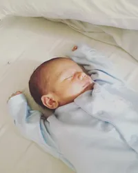 Mesranya Keluarga Kecil Fandy Christian-Dahlia Poland, Kompak!