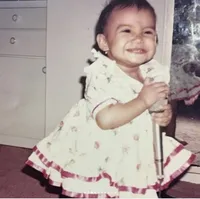 Metamorfosis Zaskia Sungkar Dari Masa Kanak-kanak, Cantik Jelita