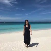 Midweek Retreat, Tatjana Saphira Liburan ke Pantai di Filipina