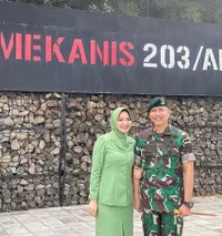 Miliki Suami Seorang Anggota TNI, Seperti Ini Potret 8 Selebriti yang Terlihat Anggun Saat Kenakan Seragam Persit