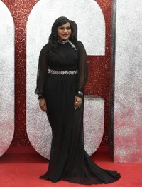 Potret Mindy Kaling Setelah Anak Ketiga Lahir - Sumber Kebahagiaan yang Tak Ternilai