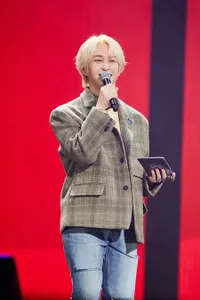 8 Potret Minho SHINee yang Sukses Gelar Fanmeeting ‘2022 BEST CHOI's MINHO - LUCKY CHOI's’